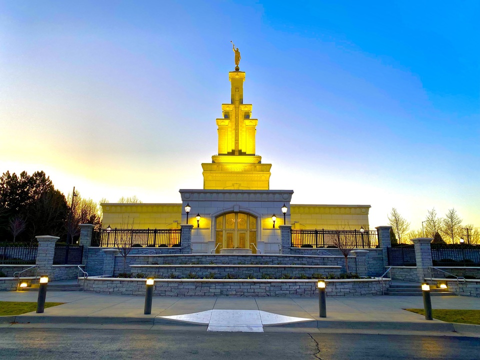 Columbia River Washington Temple